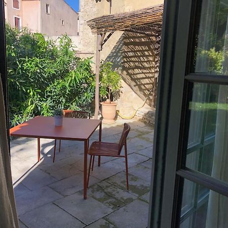 La Chapelle Sur La Sorgue Bed & Breakfast L'Isle-sur-la-Sorgue Bagian luar foto