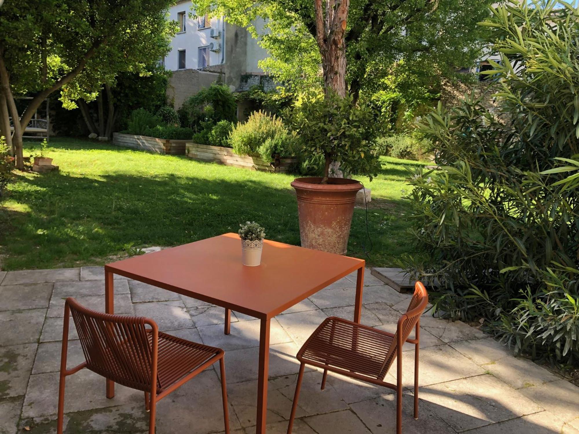 La Chapelle Sur La Sorgue Bed & Breakfast L'Isle-sur-la-Sorgue Bagian luar foto