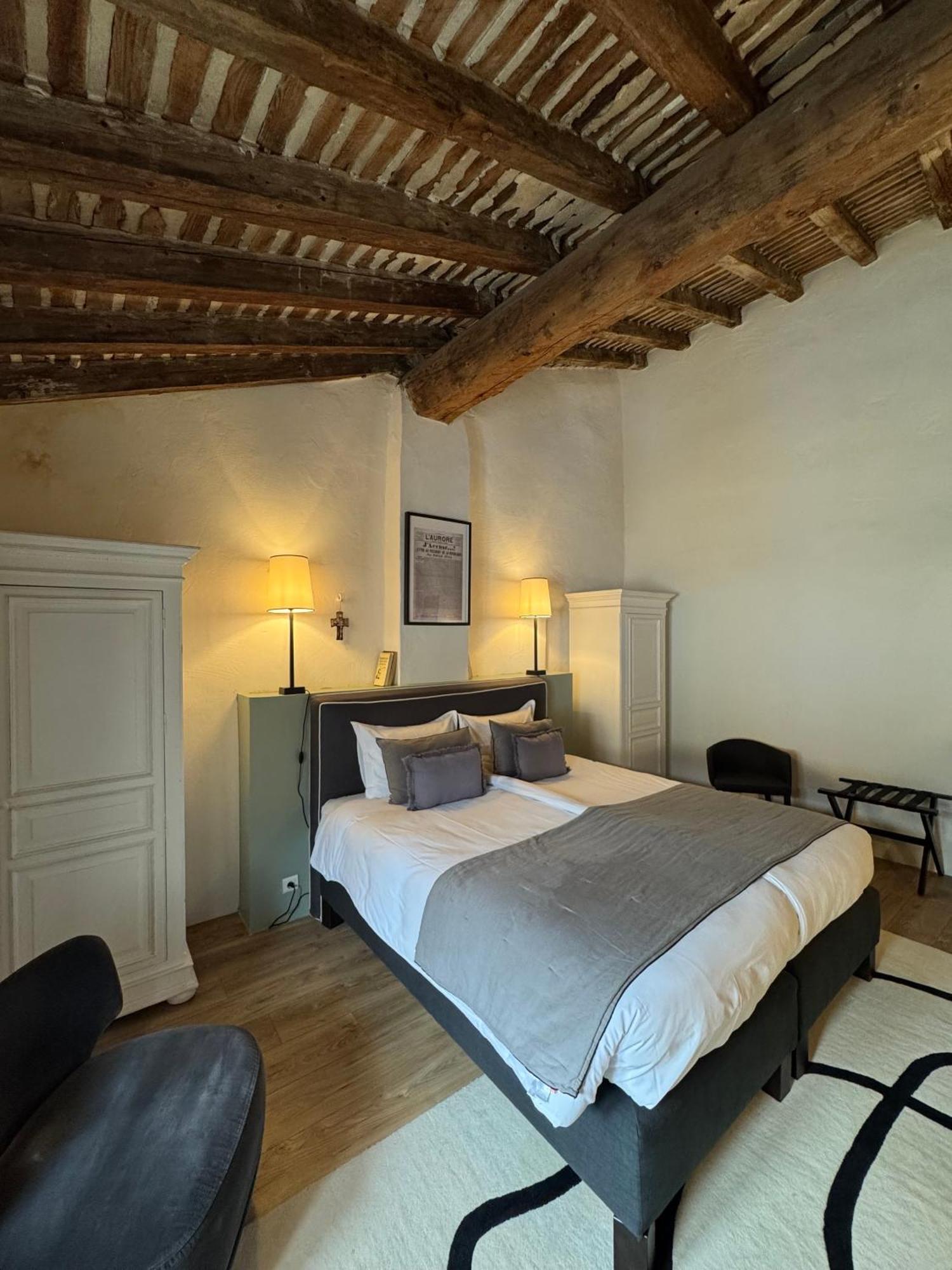 La Chapelle Sur La Sorgue Bed & Breakfast L'Isle-sur-la-Sorgue Bagian luar foto